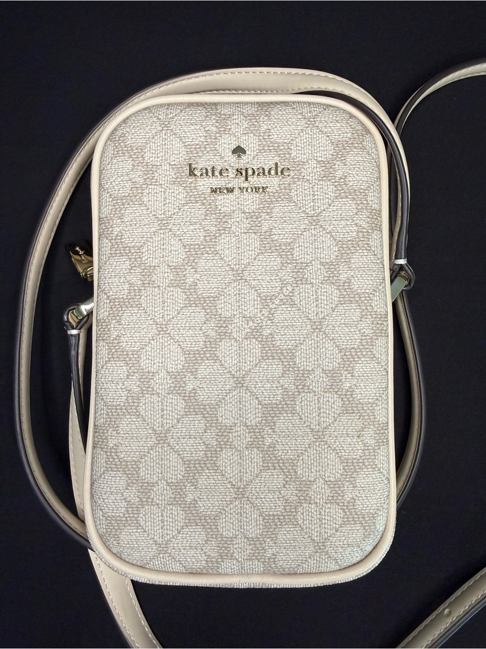 NWOT kate spade NY Spade Flower North South Phone Crossbody